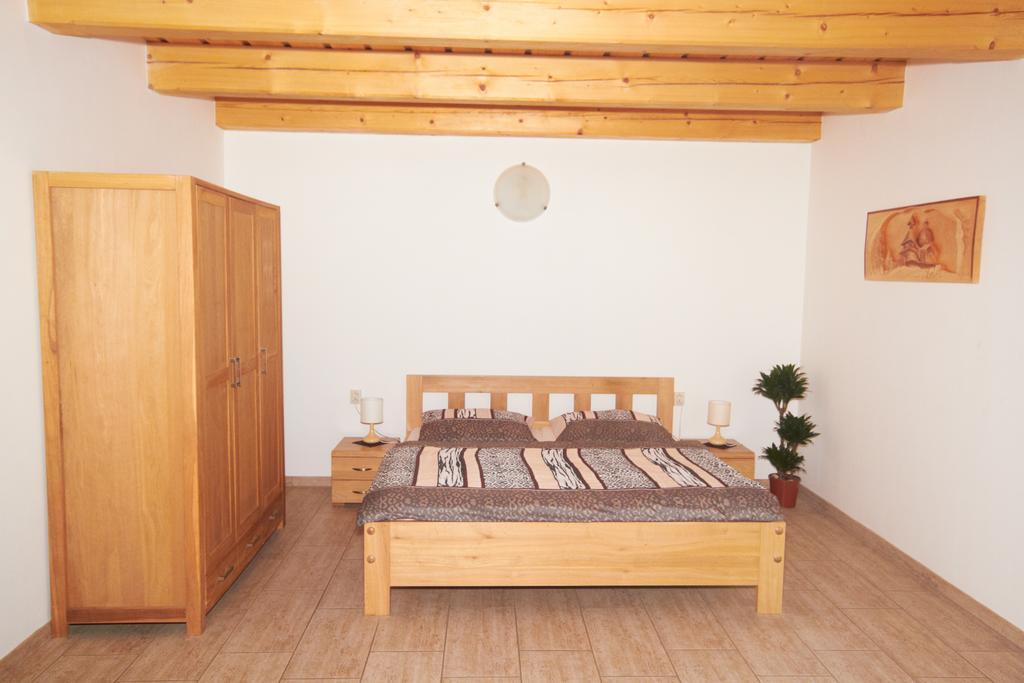 U Haryho Hotell Dolní Bečva Exteriör bild